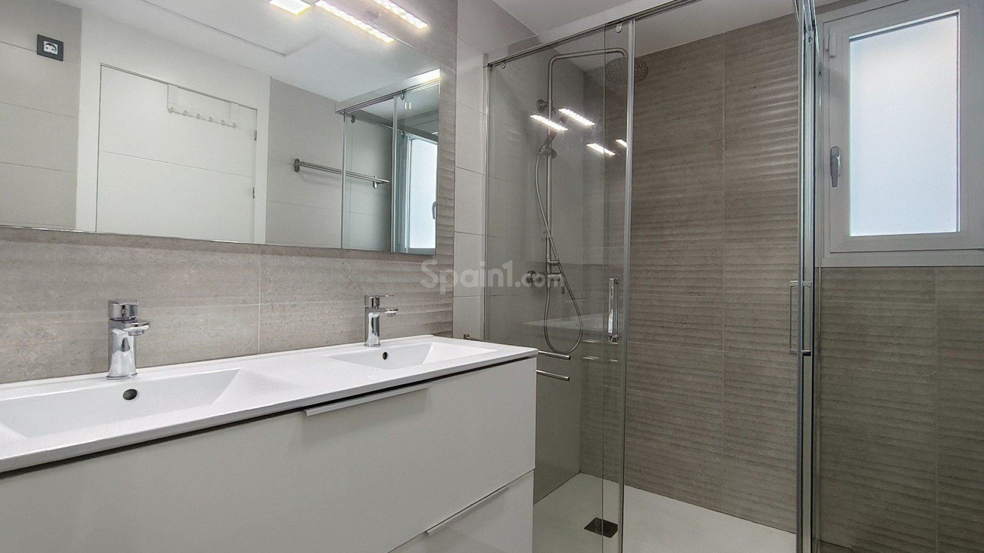 Resale - Villa -
Guardamar del Segura - El Raso