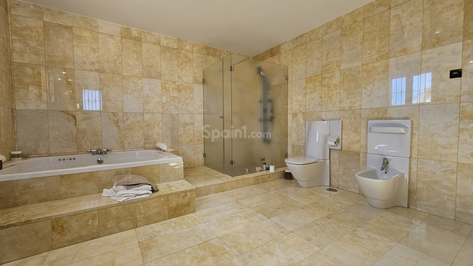 Resale - Villa -
La Manga Club