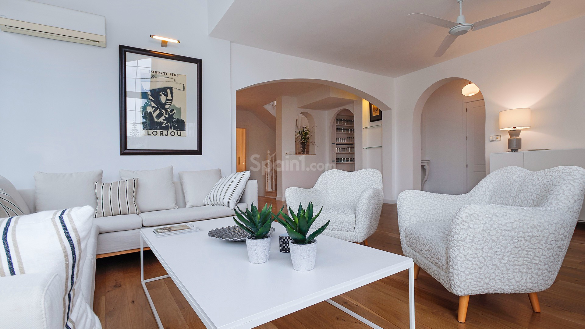 Resale - Villa -
La Marina