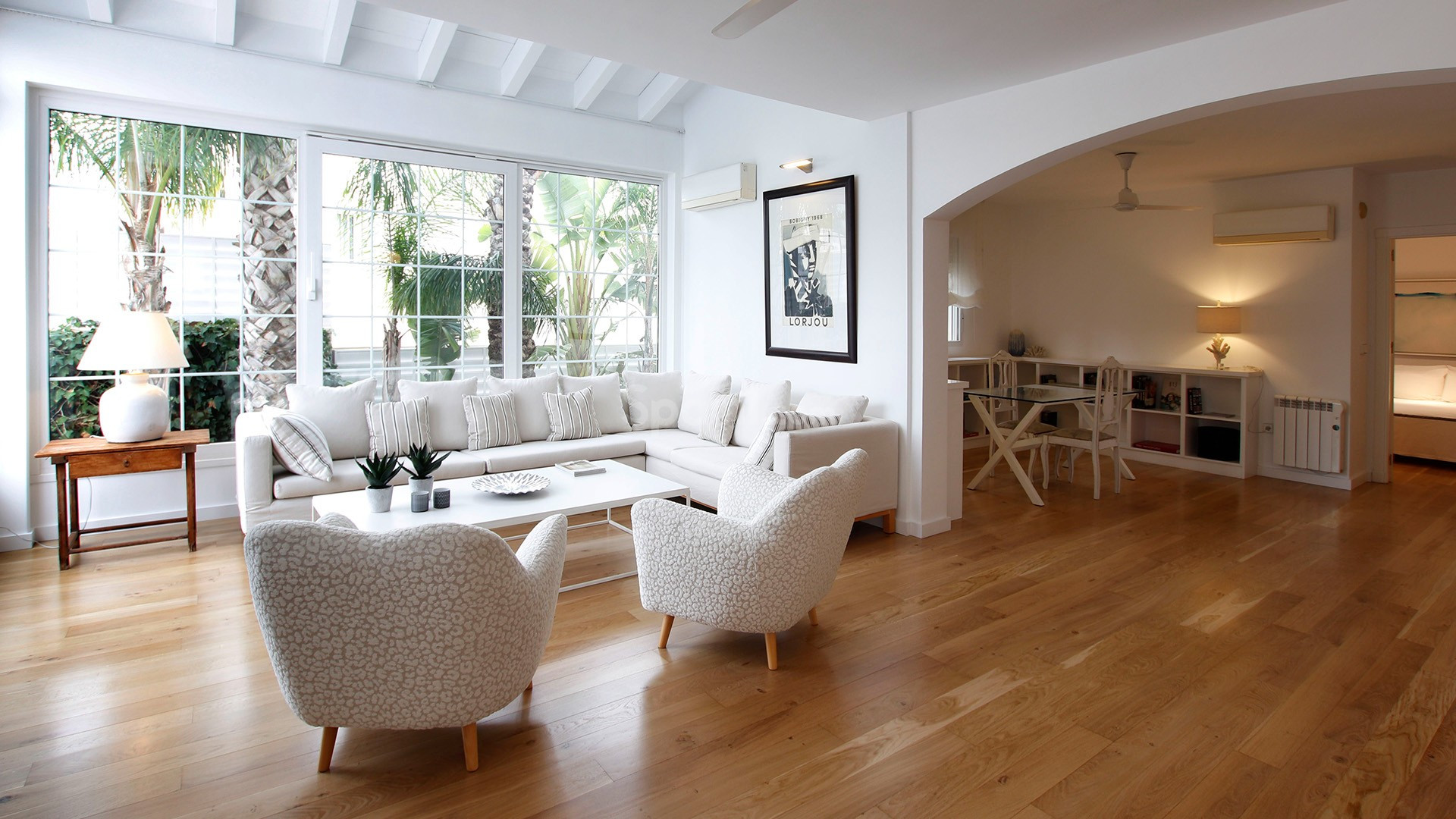 Resale - Villa -
La Marina