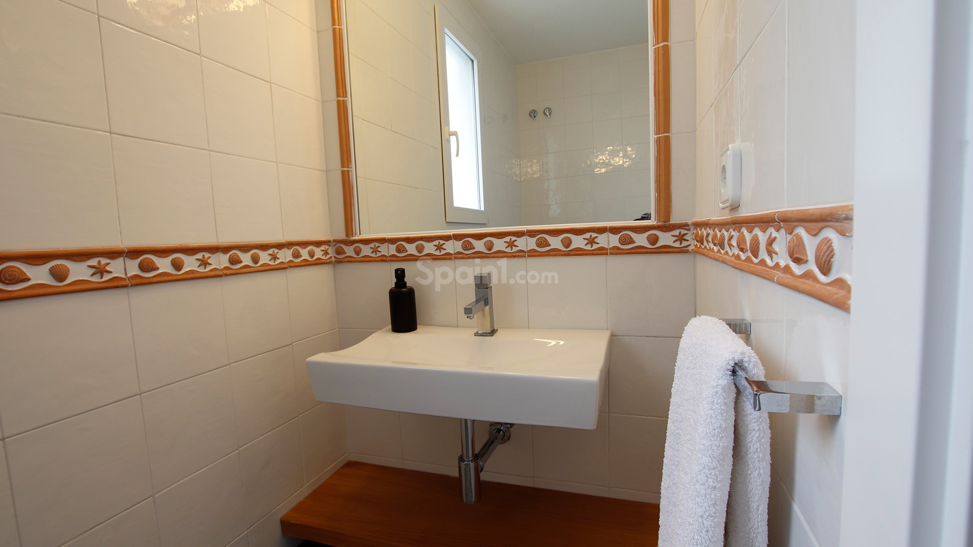 Resale - Villa -
La Marina