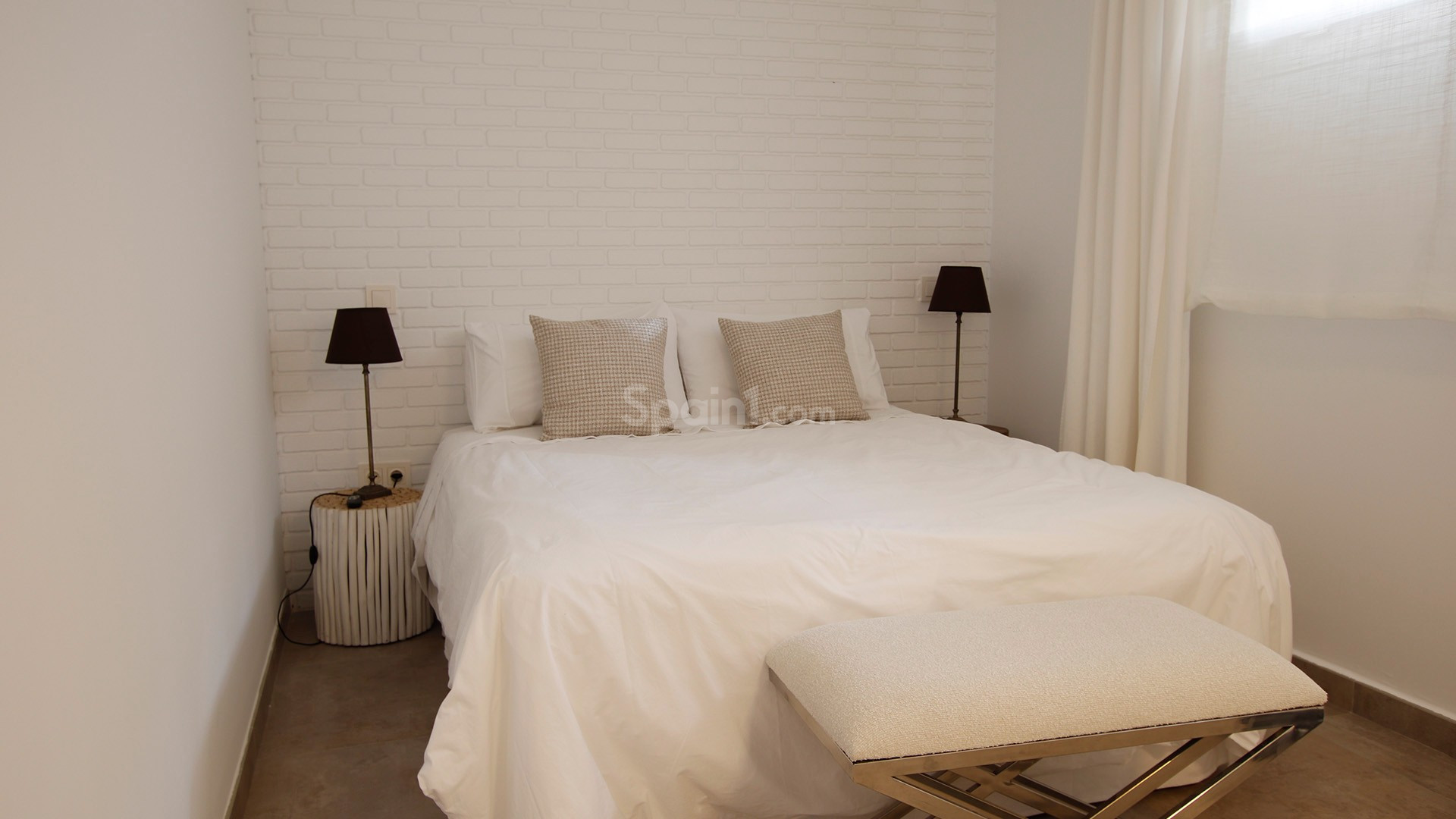 Resale - Villa -
La Marina