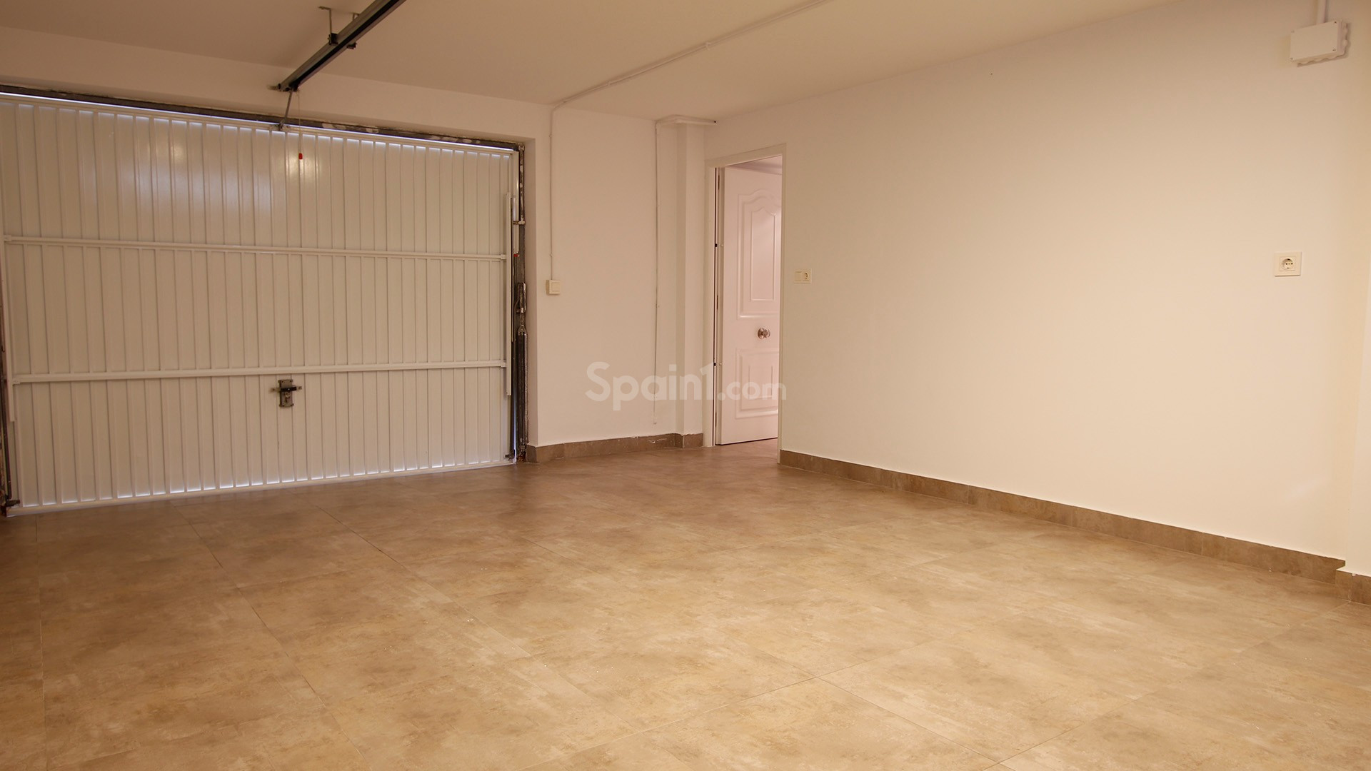 Resale - Villa -
La Marina