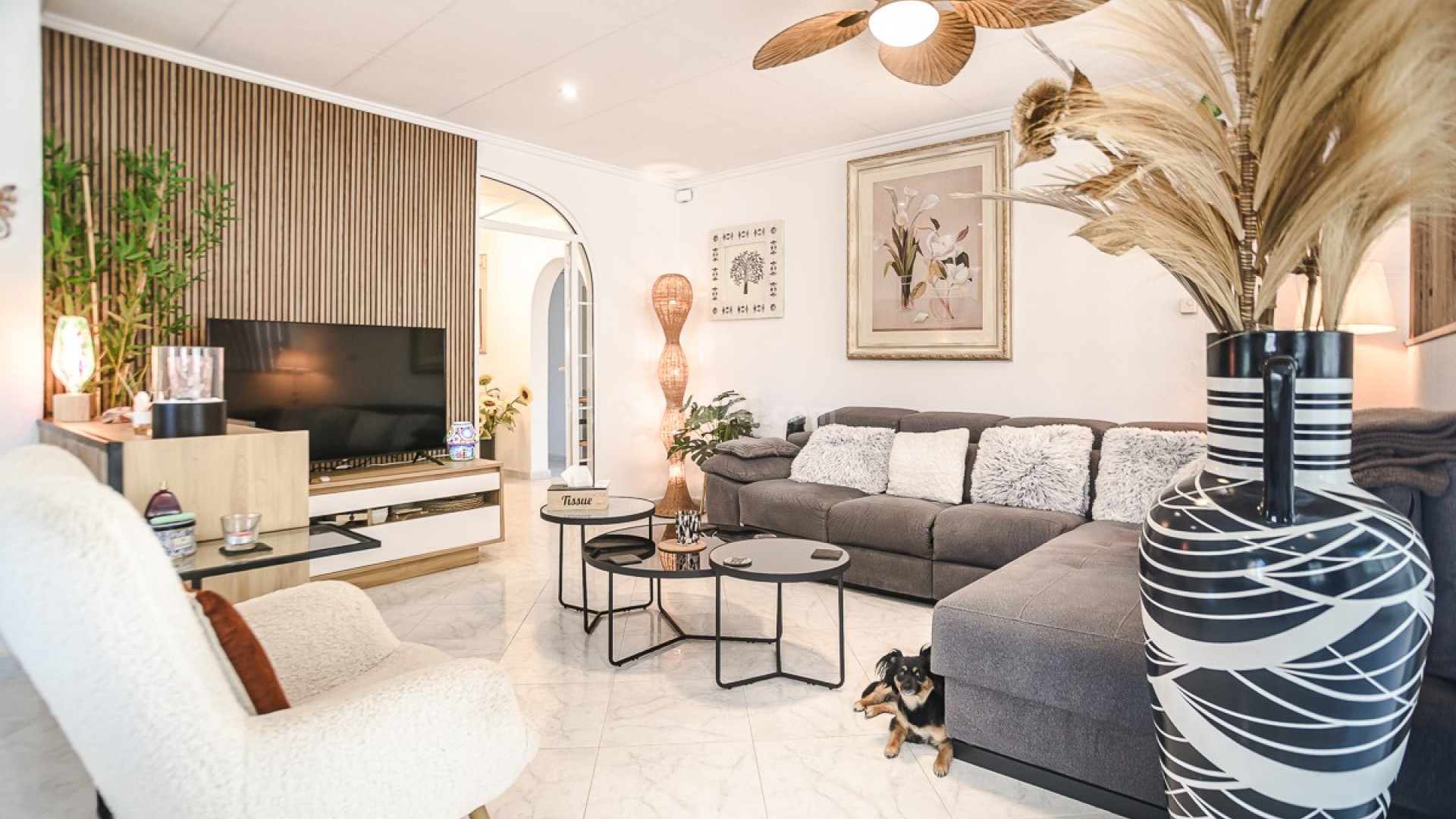 Resale - Villa -
La Marina