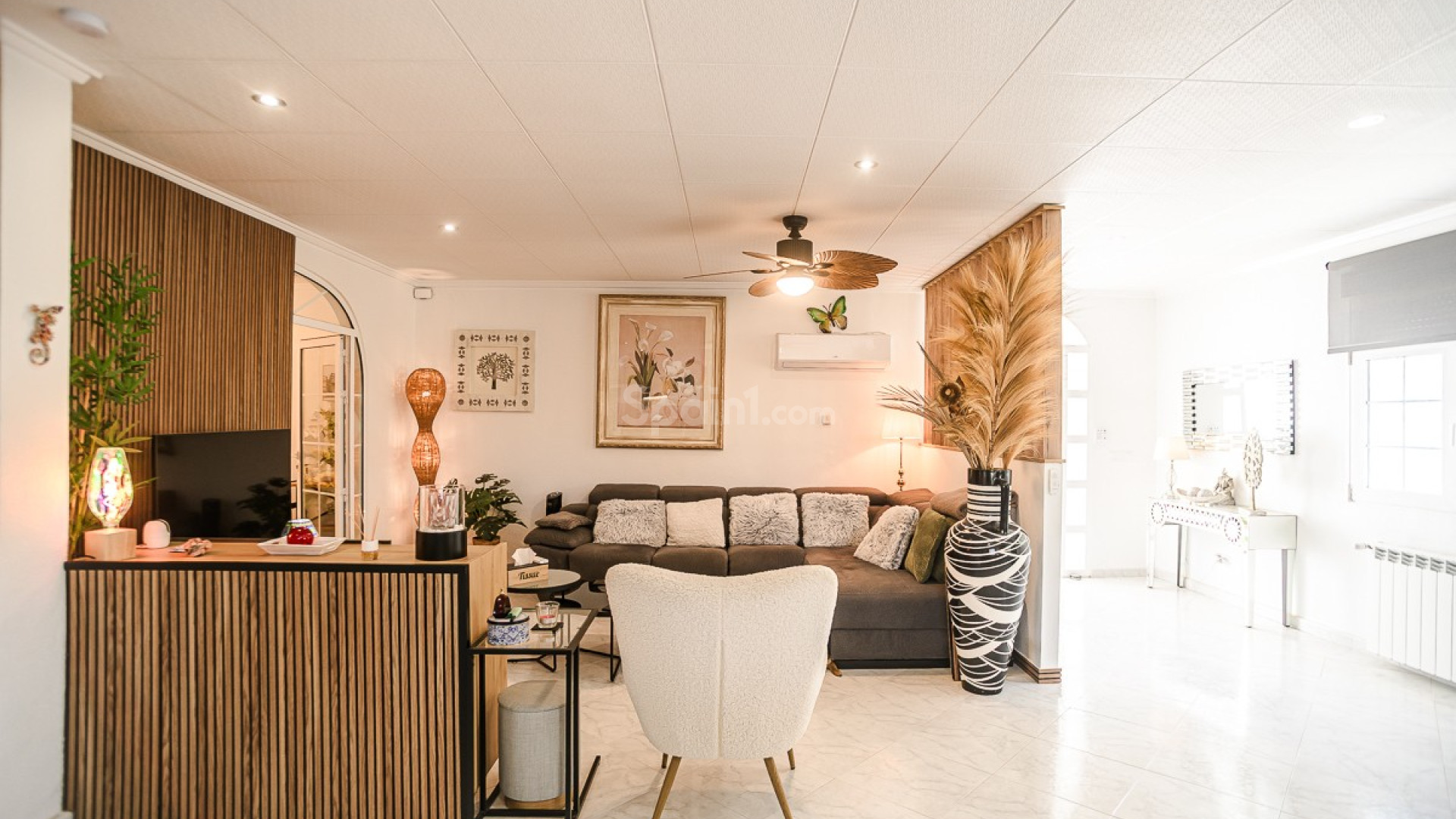 Resale - Villa -
La Marina