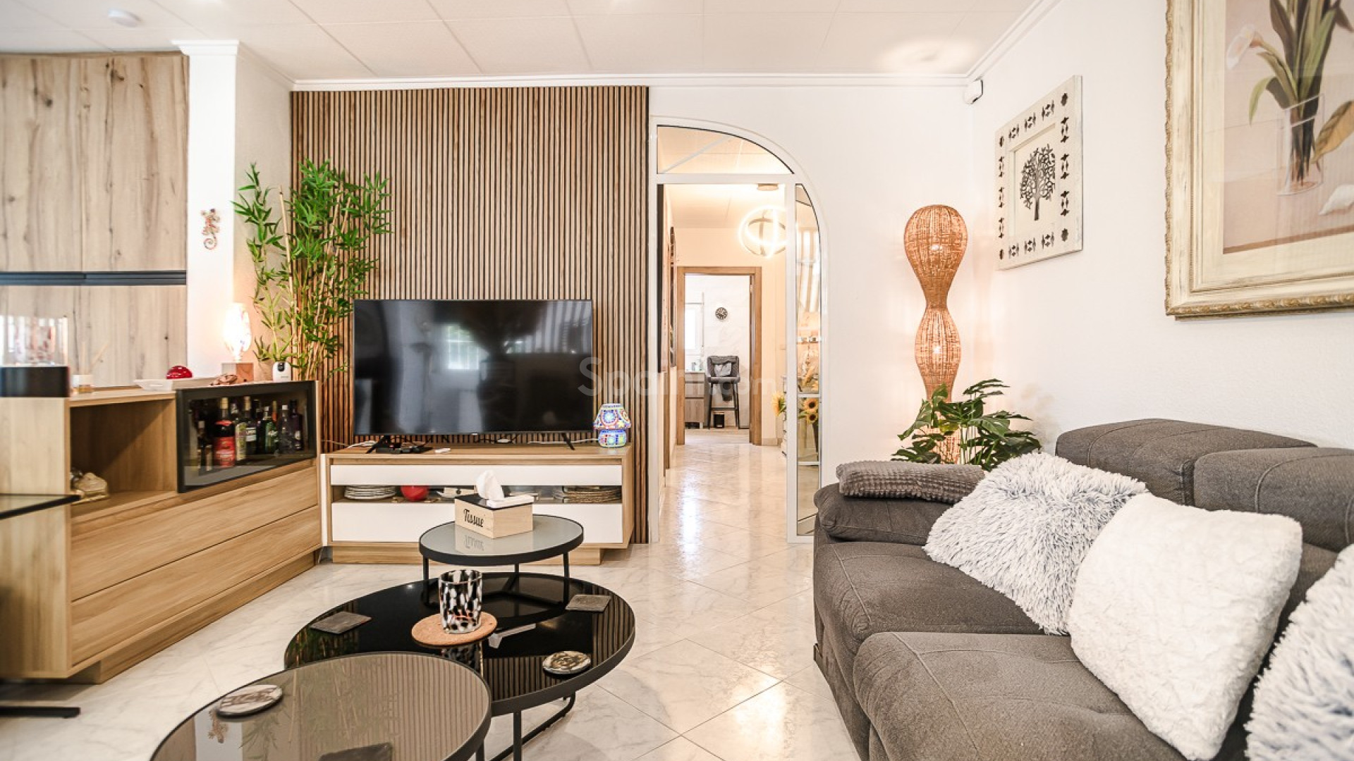 Resale - Villa -
La Marina