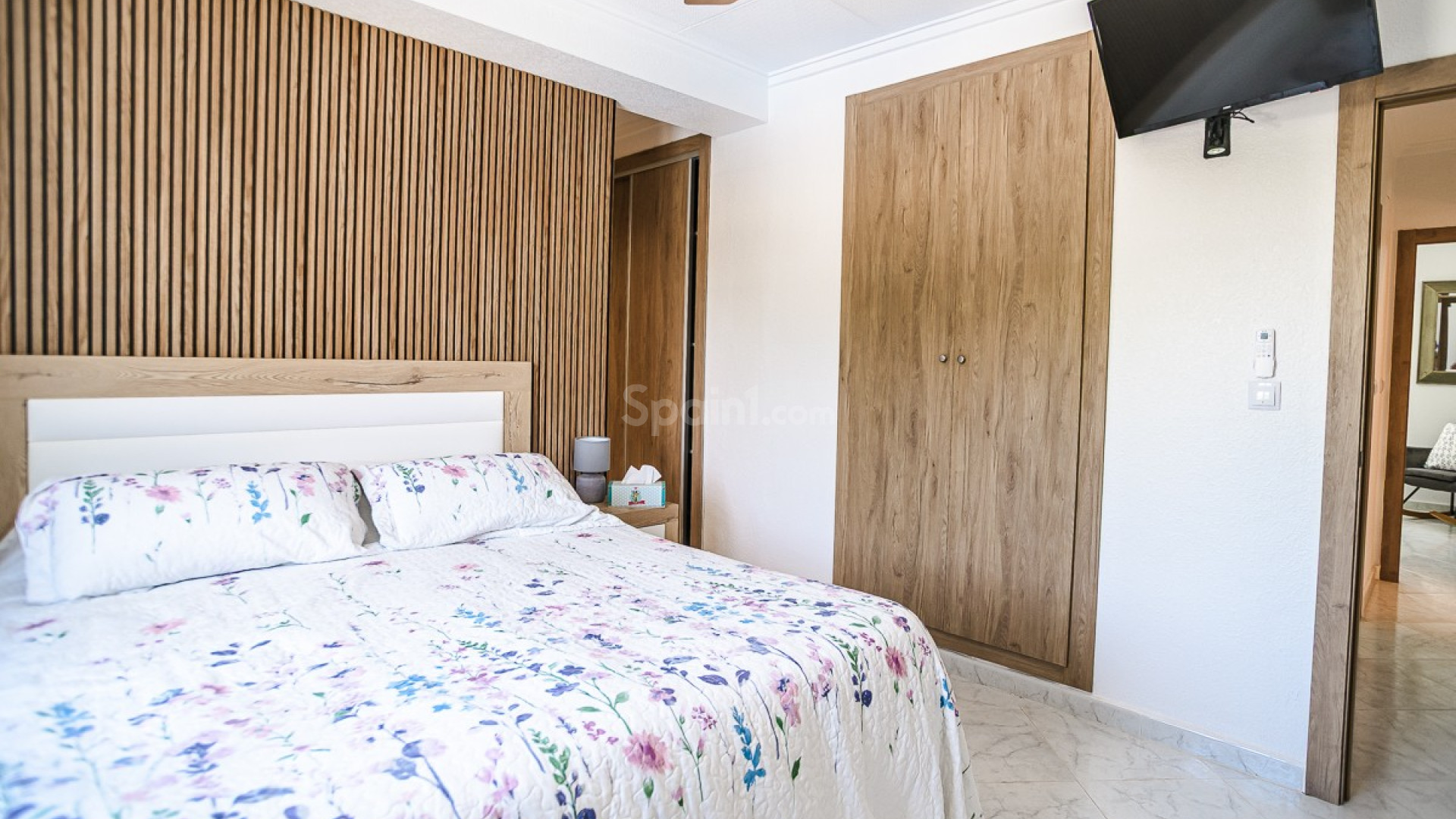 Resale - Villa -
La Marina