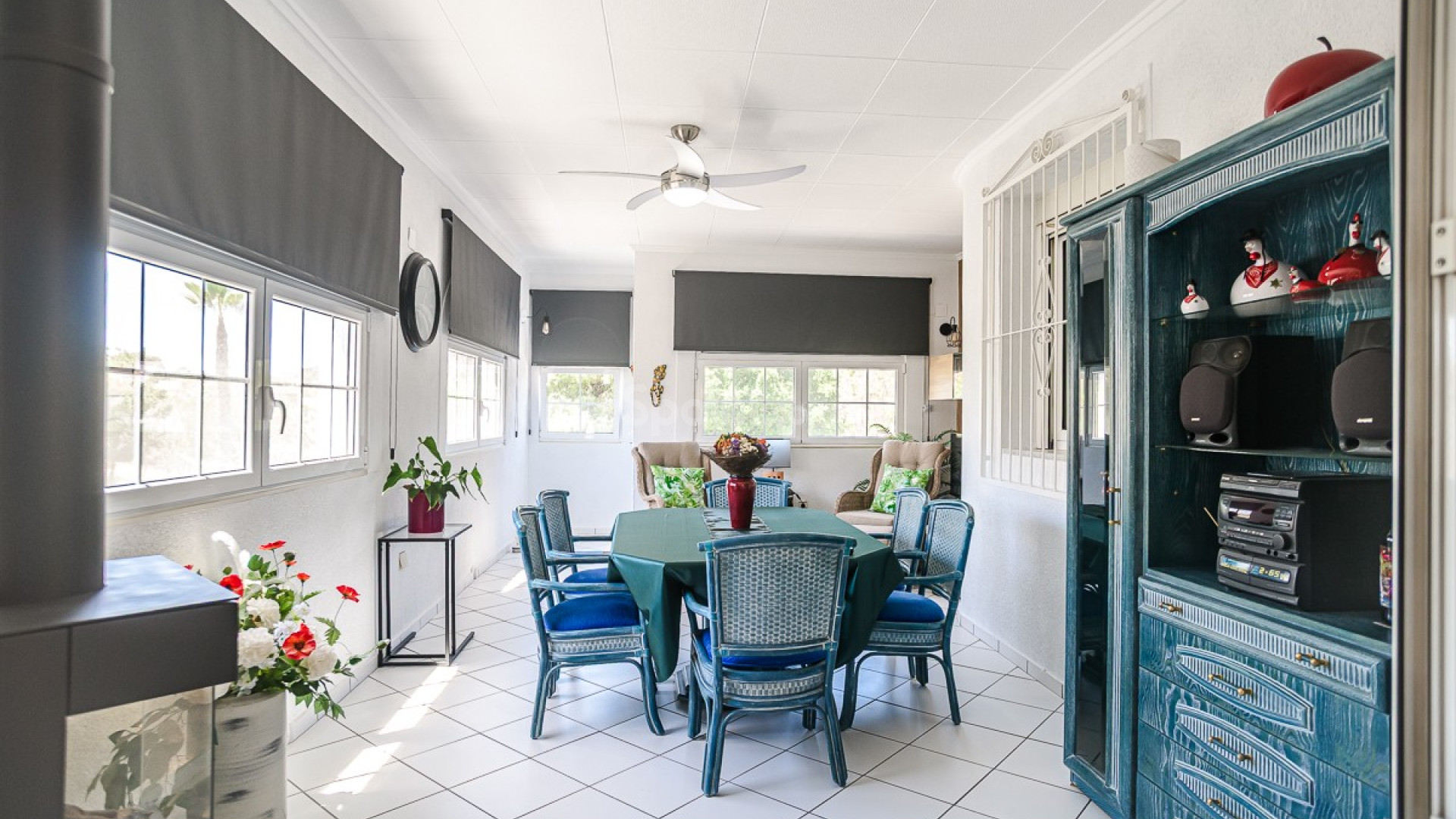 Resale - Villa -
La Marina