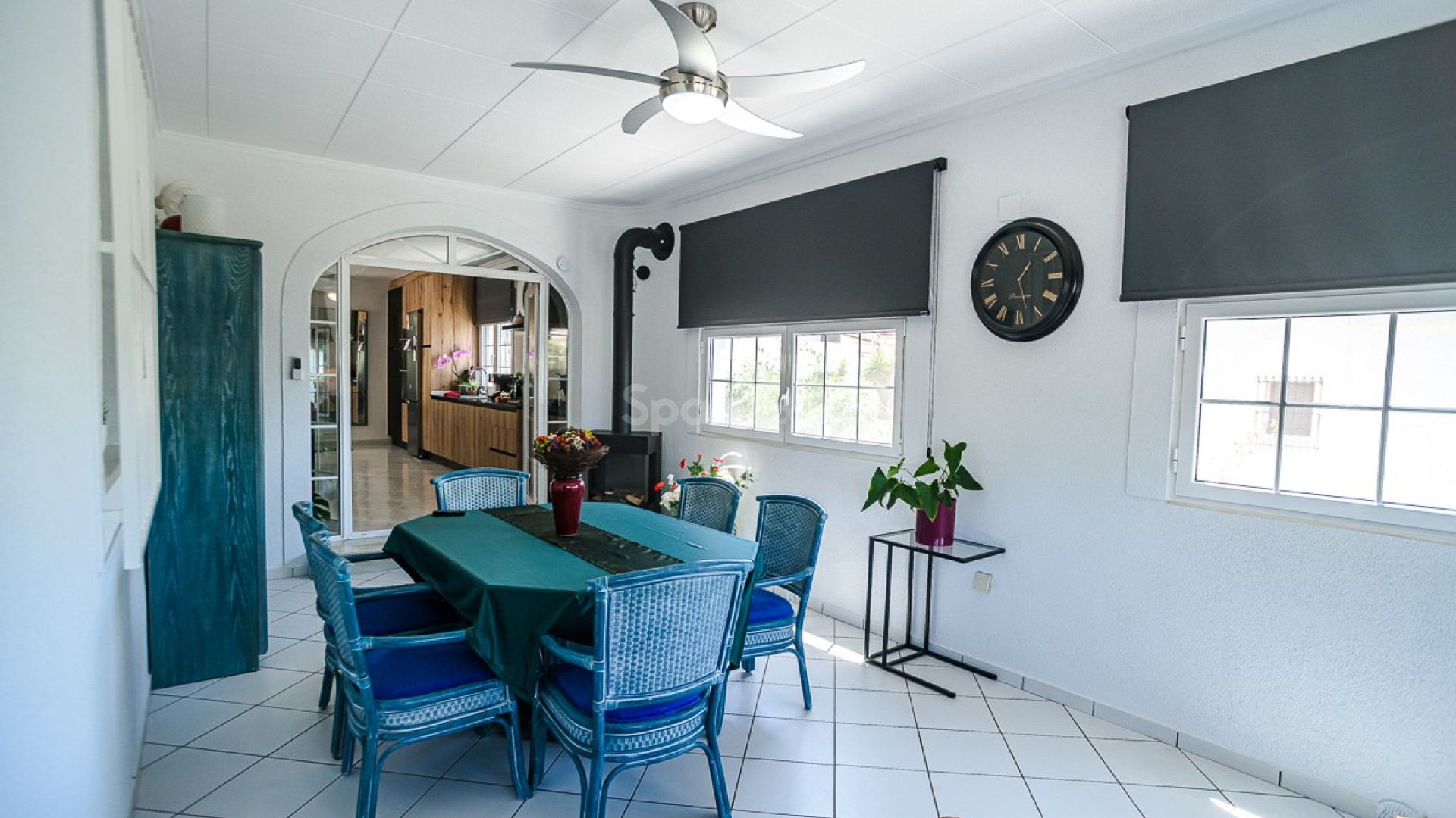 Resale - Villa -
La Marina