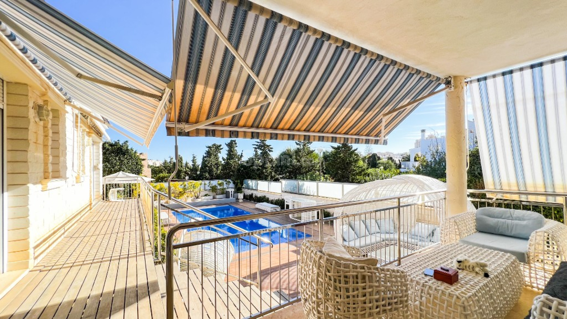 Resale - Villa -
La Mata