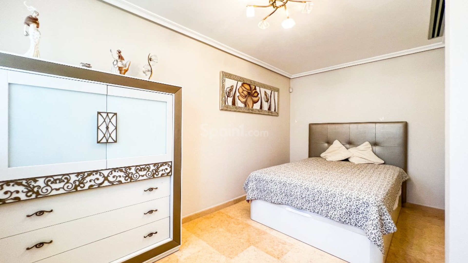 Resale - Villa -
La Mata