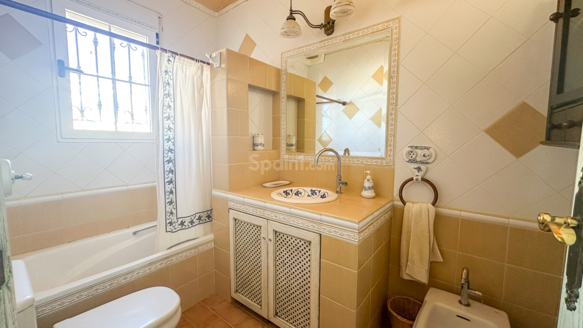 Resale - Villa -
La Mata