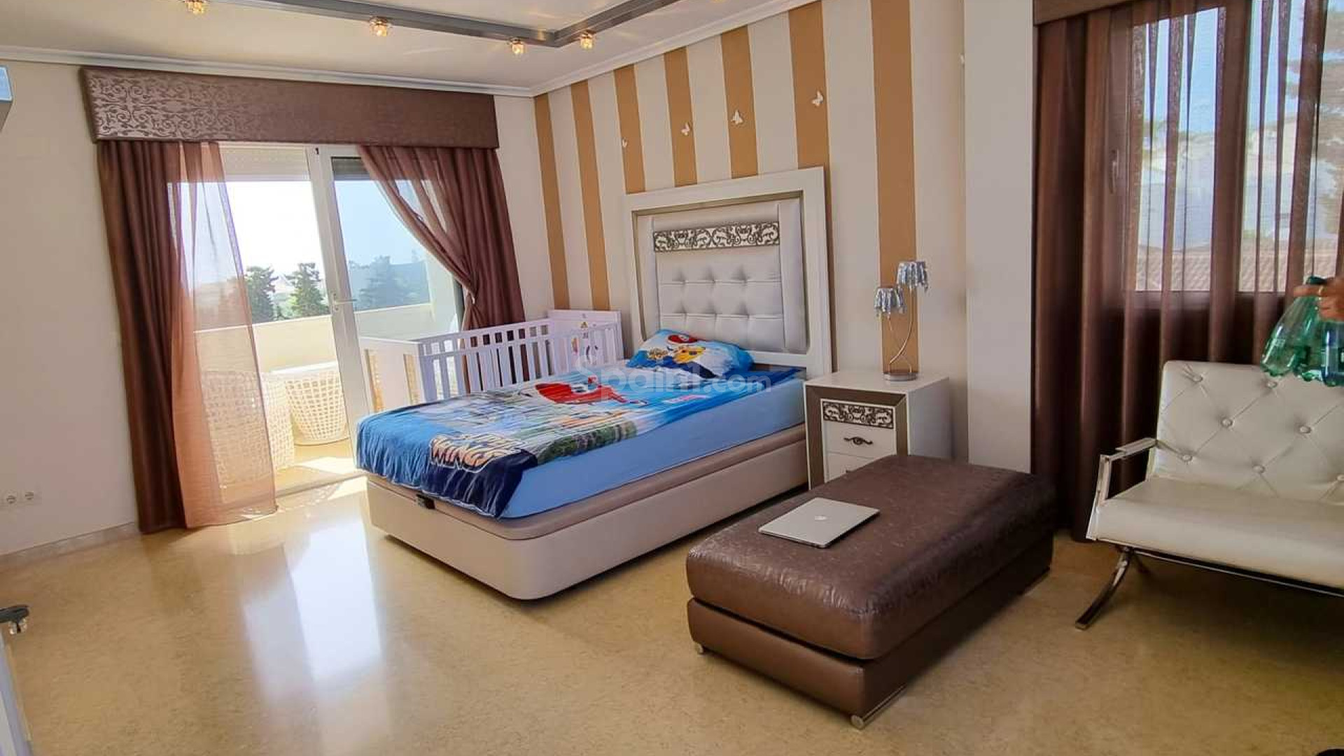 Resale - Villa -
La Mata