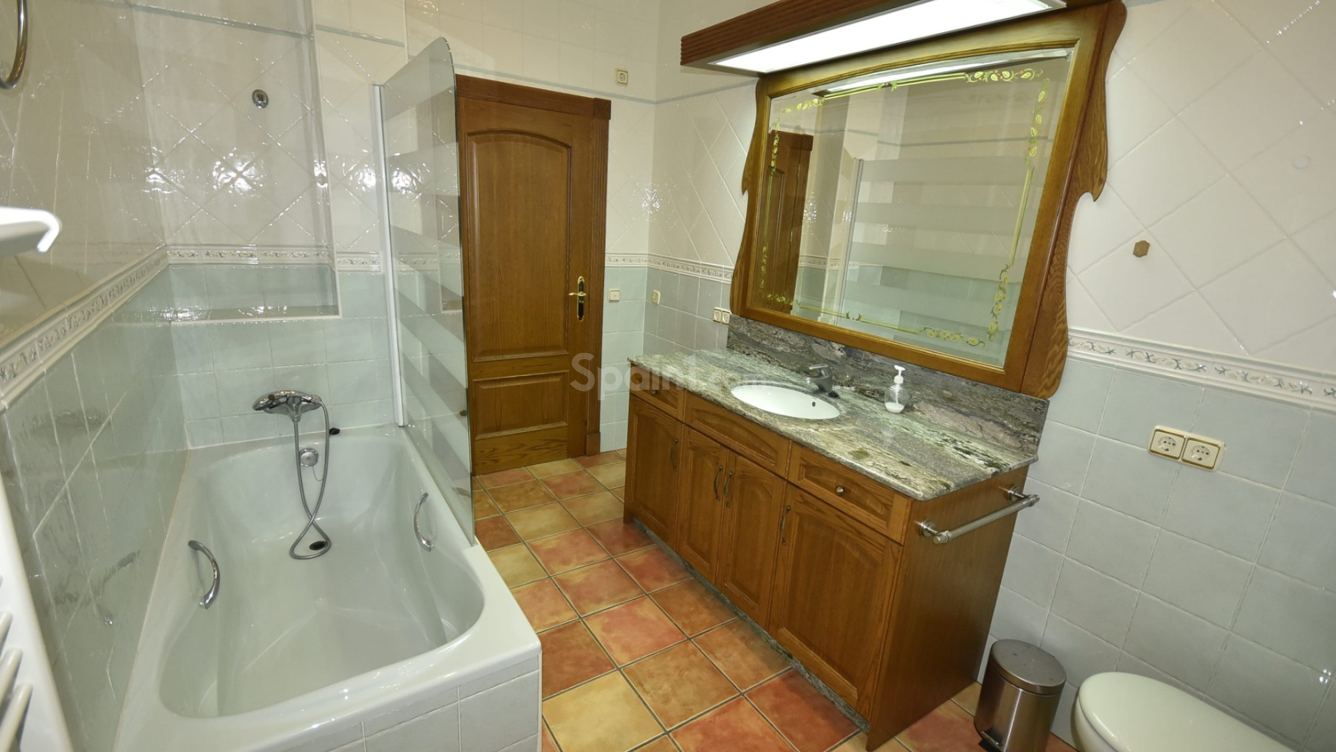 Resale - Villa -
La Matanza