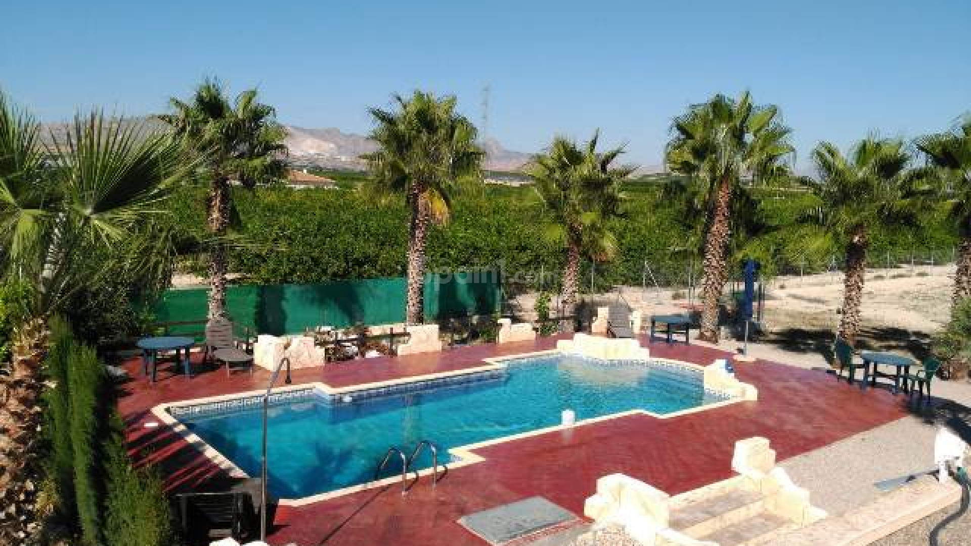 Resale - Villa -
La Matanza