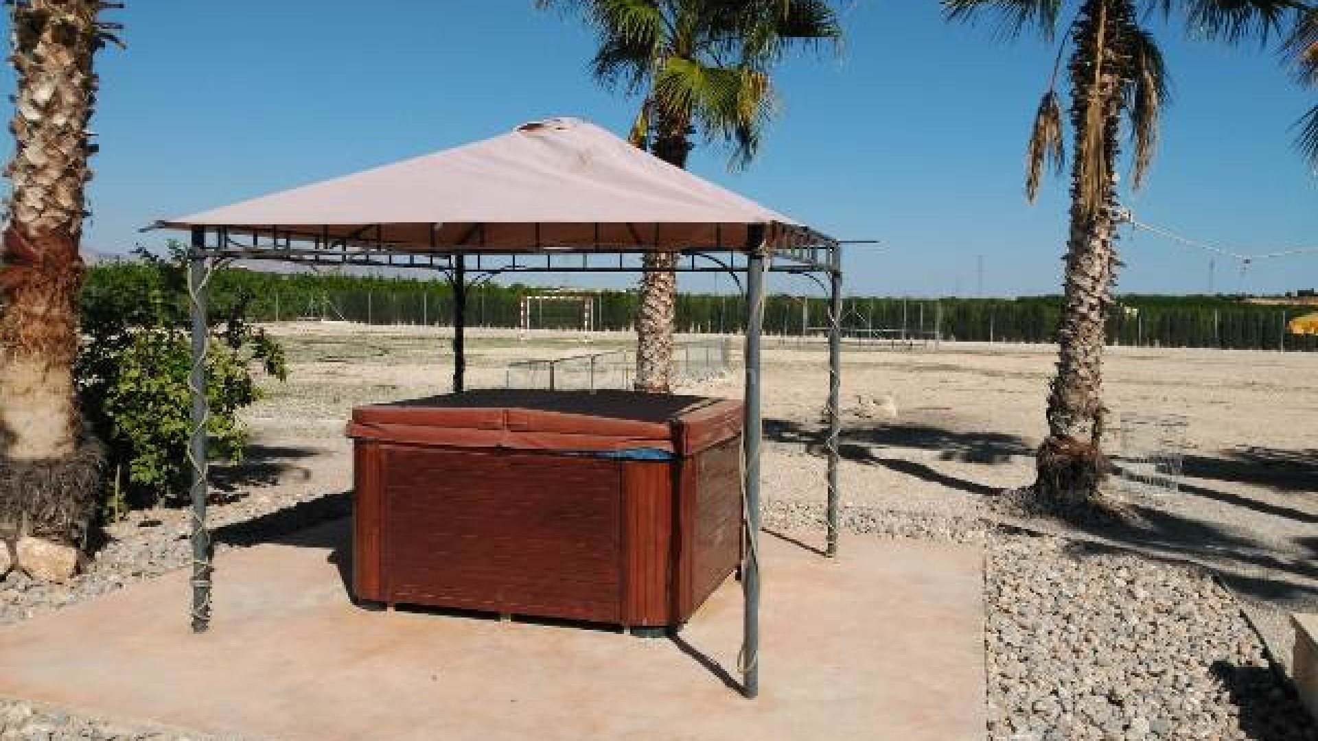 Resale - Villa -
La Matanza