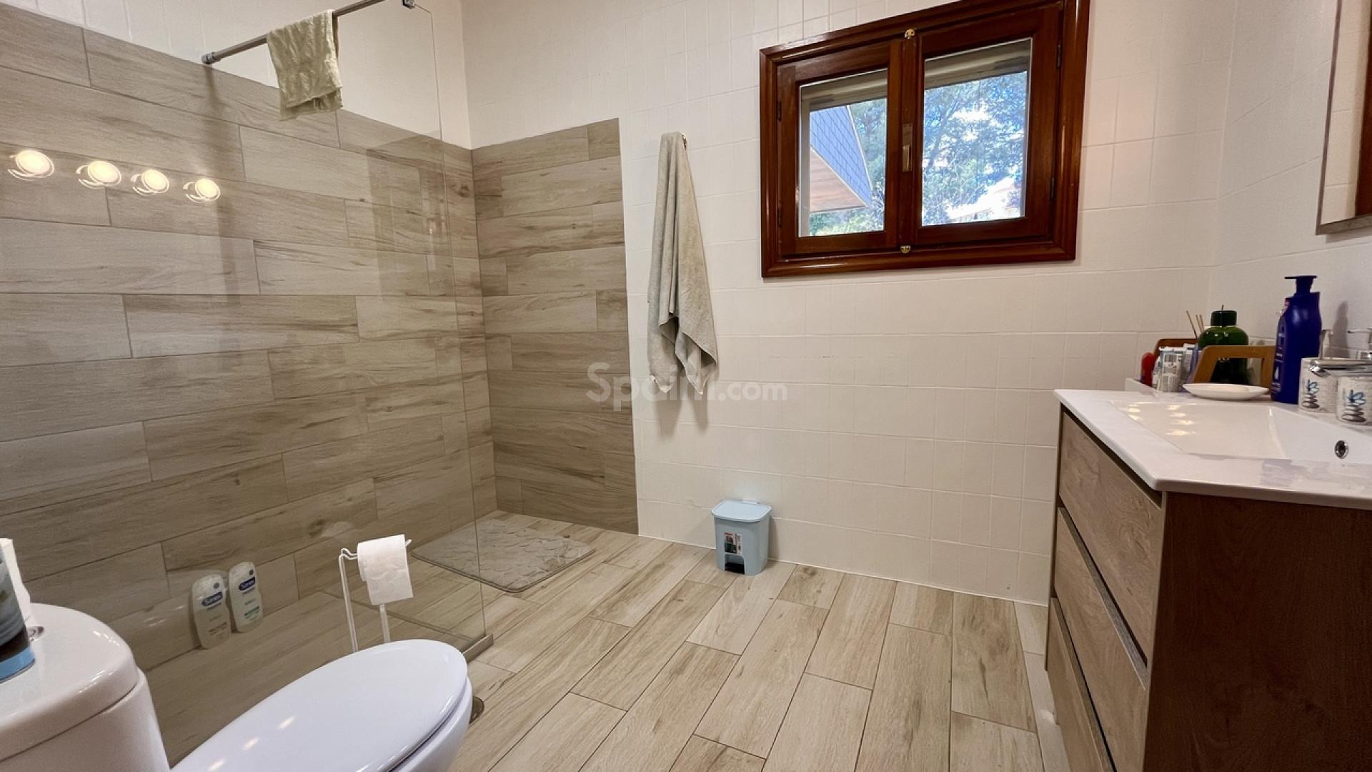 Resale - Villa -
La Nucía