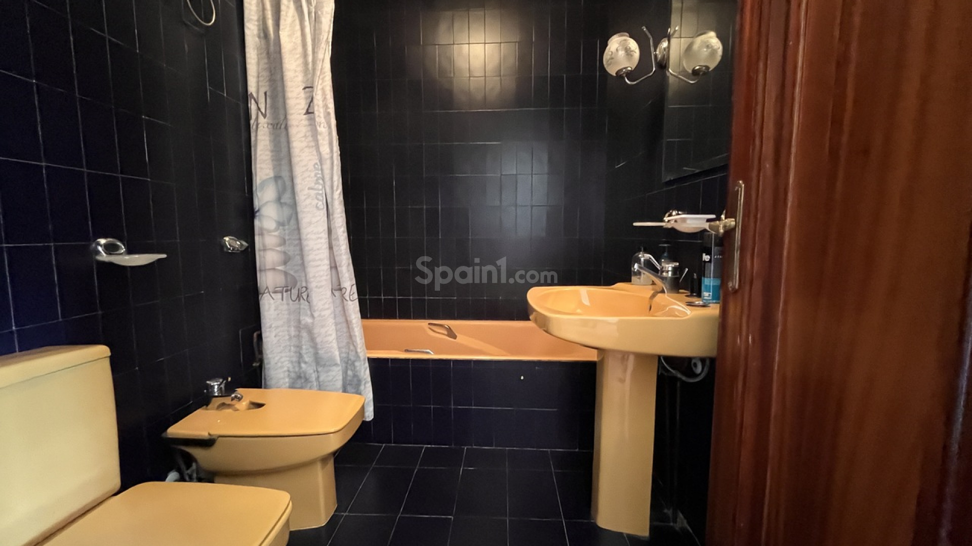 Resale - Villa -
La Nucía