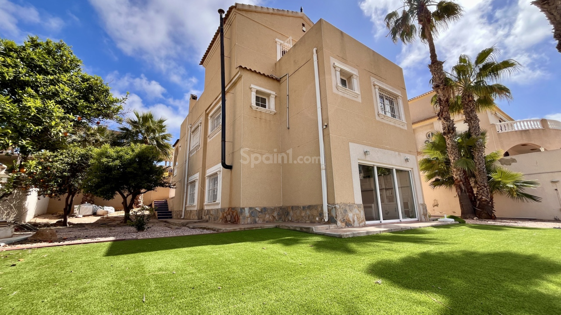 Resale - Villa -
La Zenia