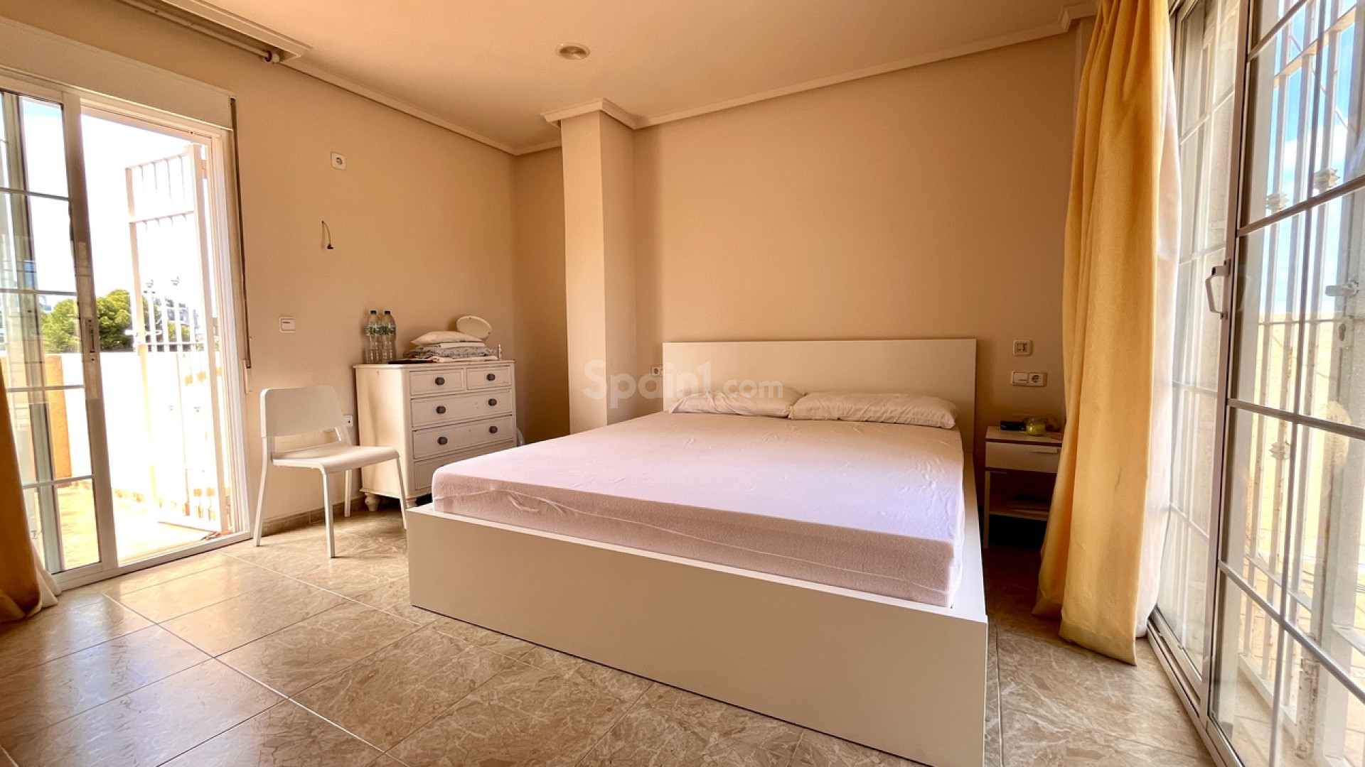 Resale - Villa -
La Zenia