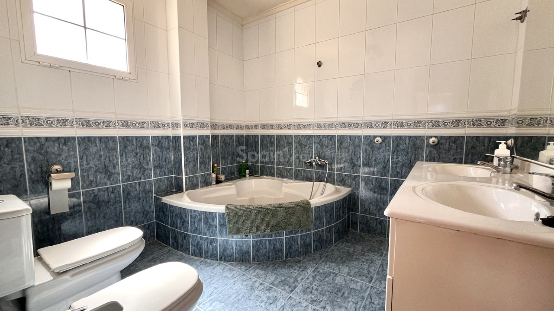 Resale - Villa -
La Zenia