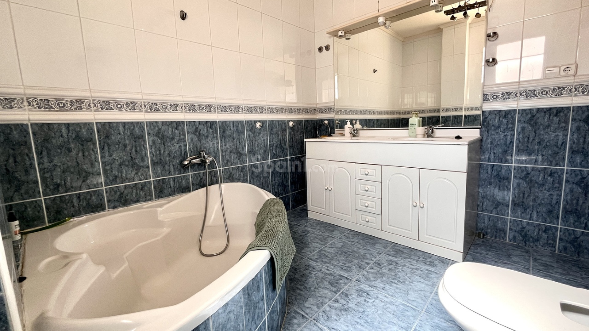 Resale - Villa -
La Zenia