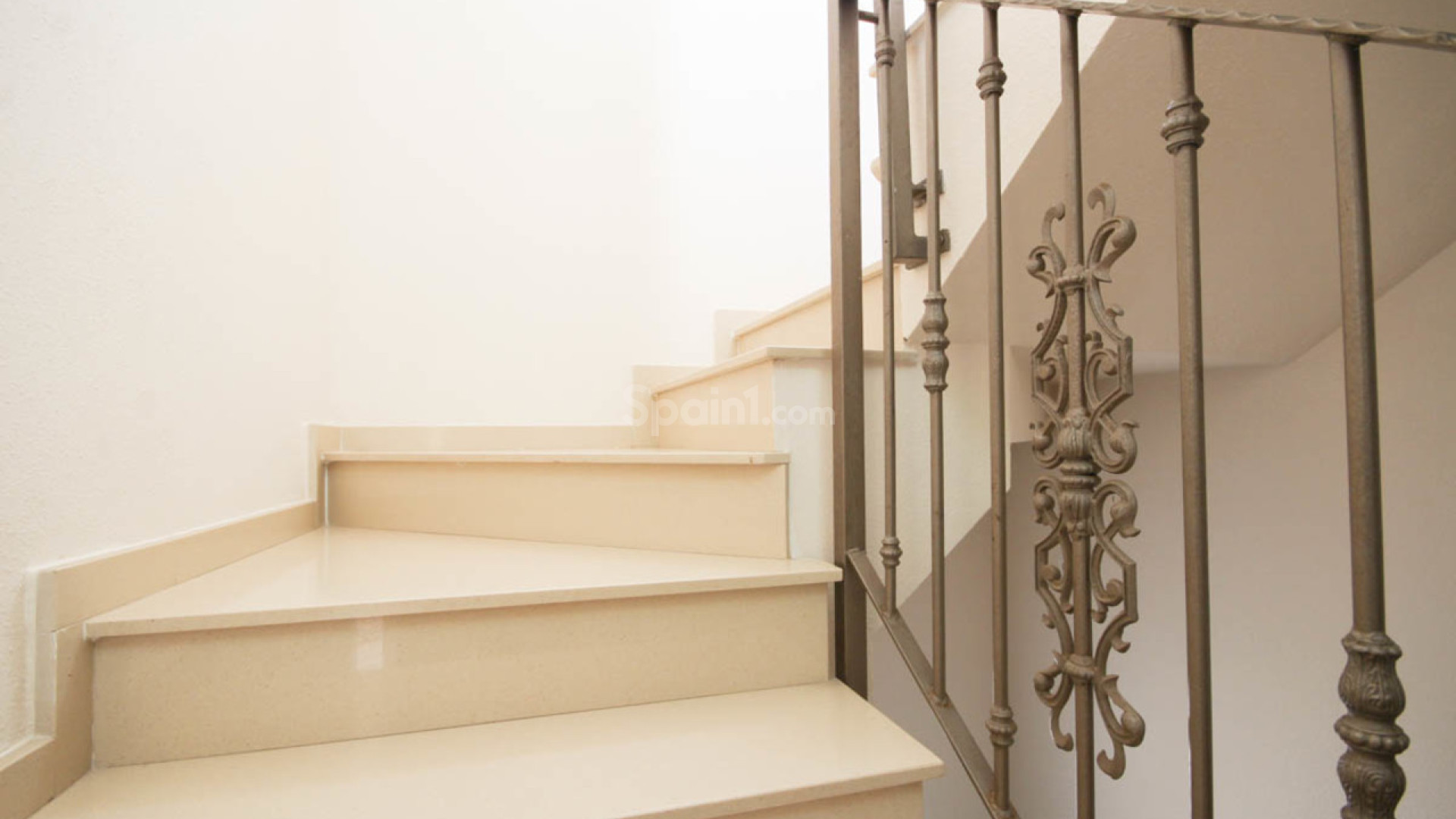 Resale - Villa -
La Zenia