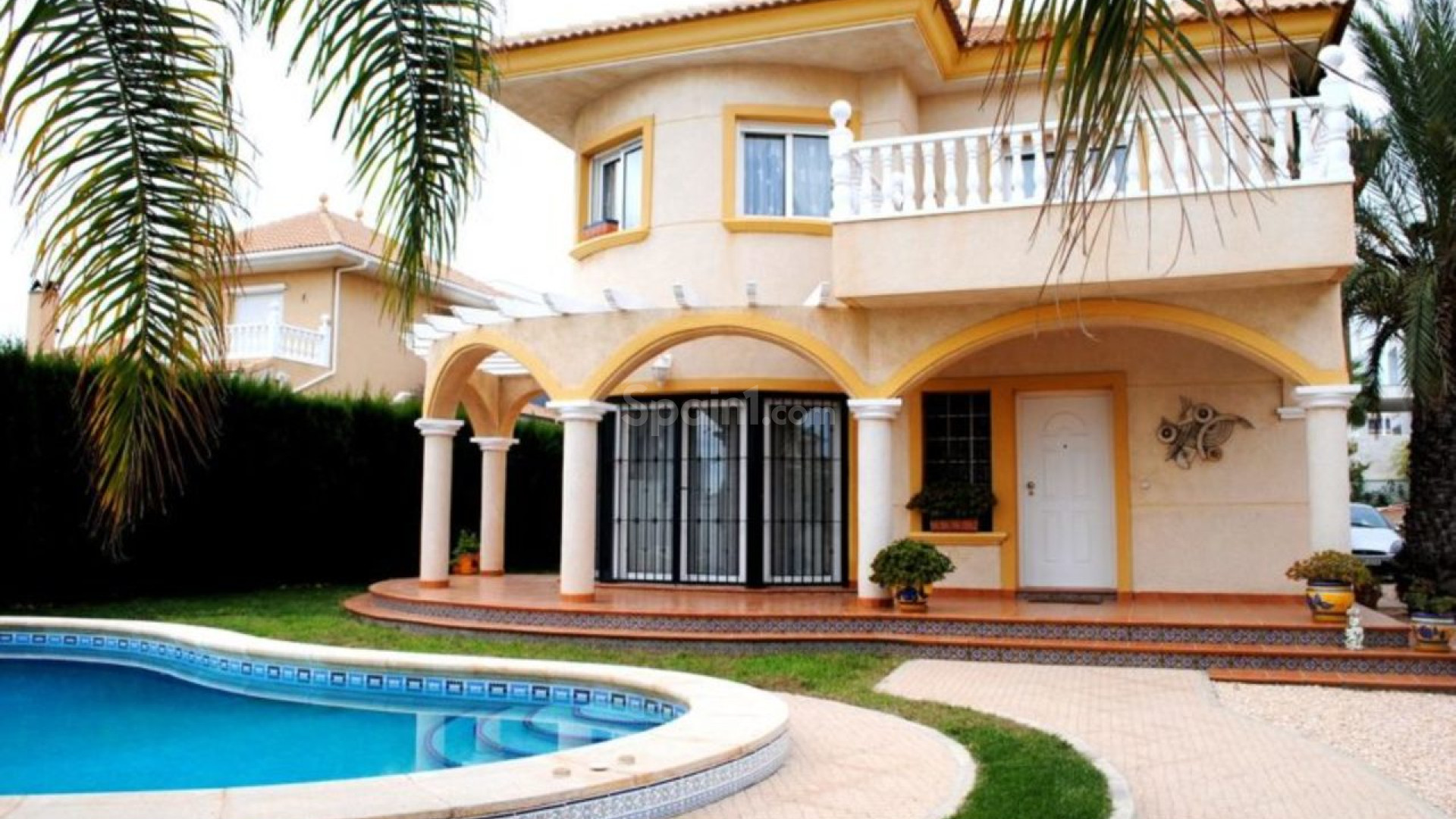 Resale - Villa -
La Zenia