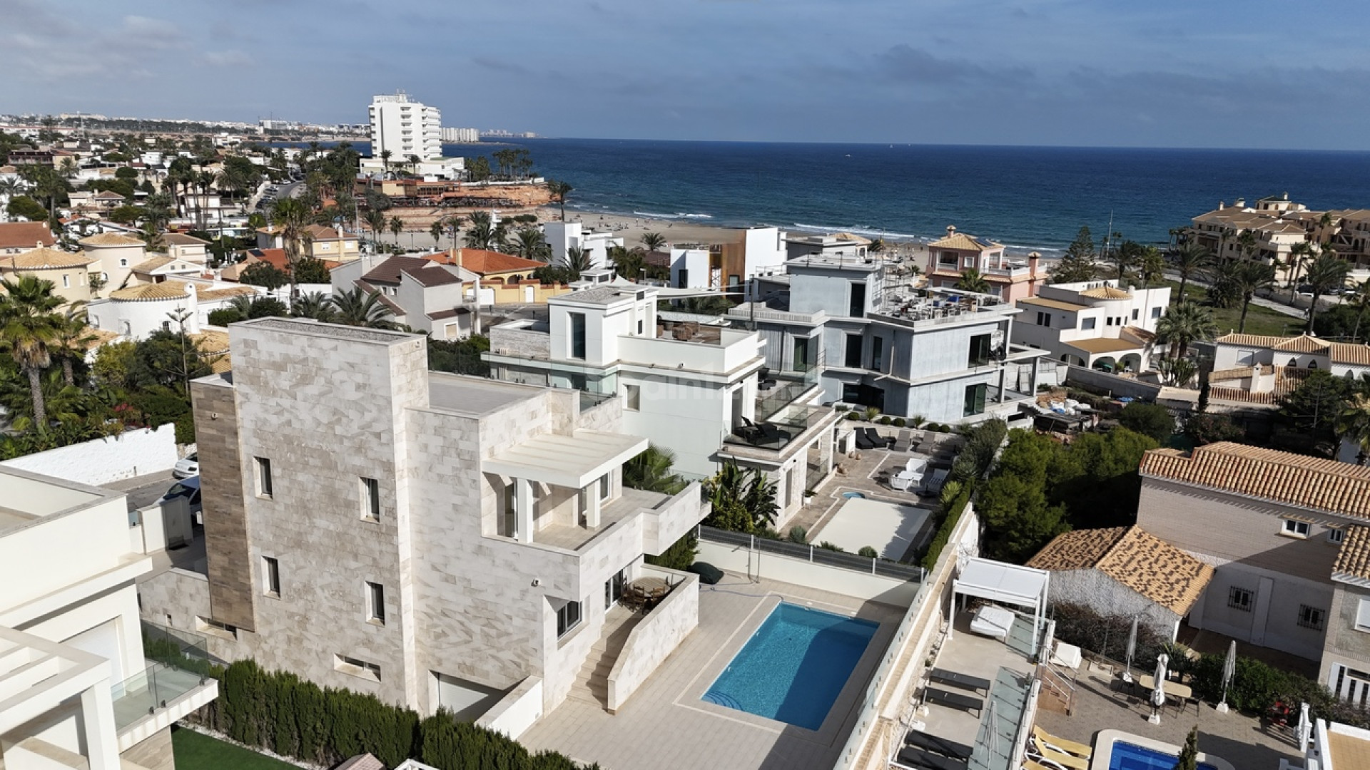 Resale - Villa -
La Zenia