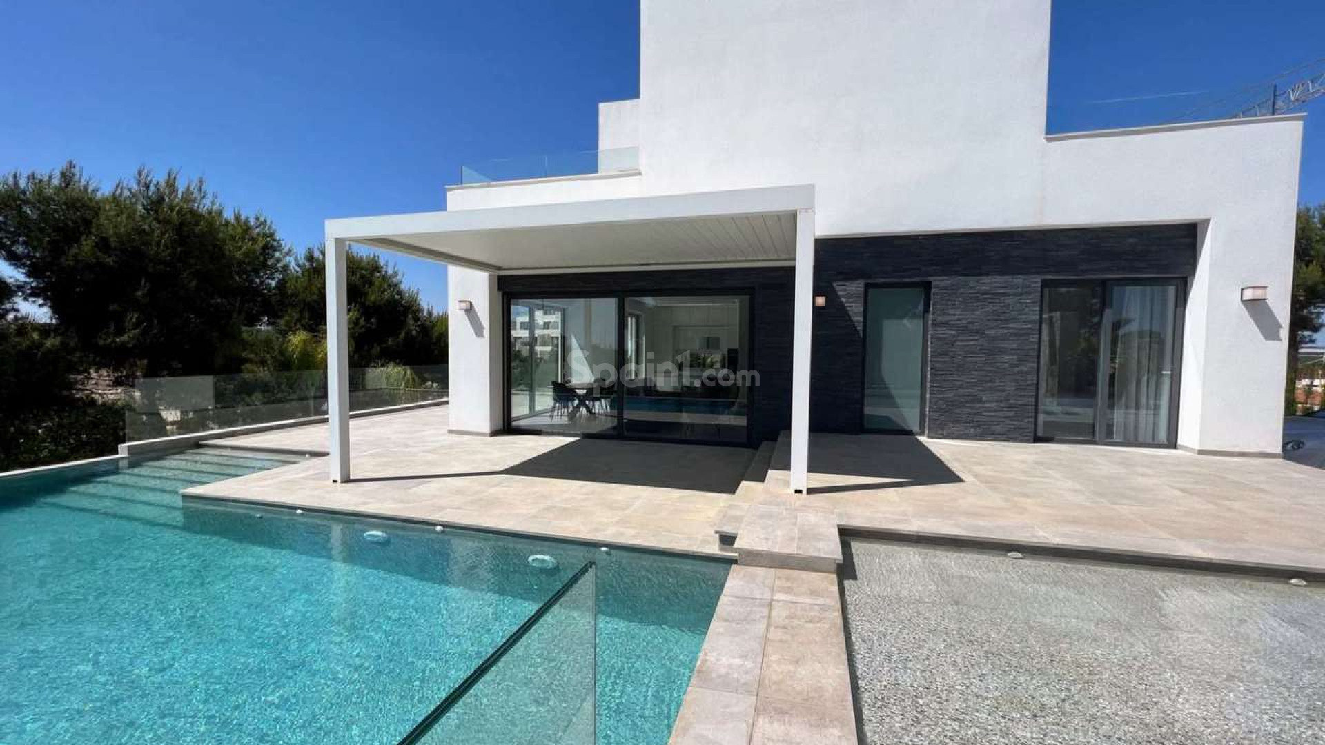 Resale - Villa -
Las Colinas Golf Resort