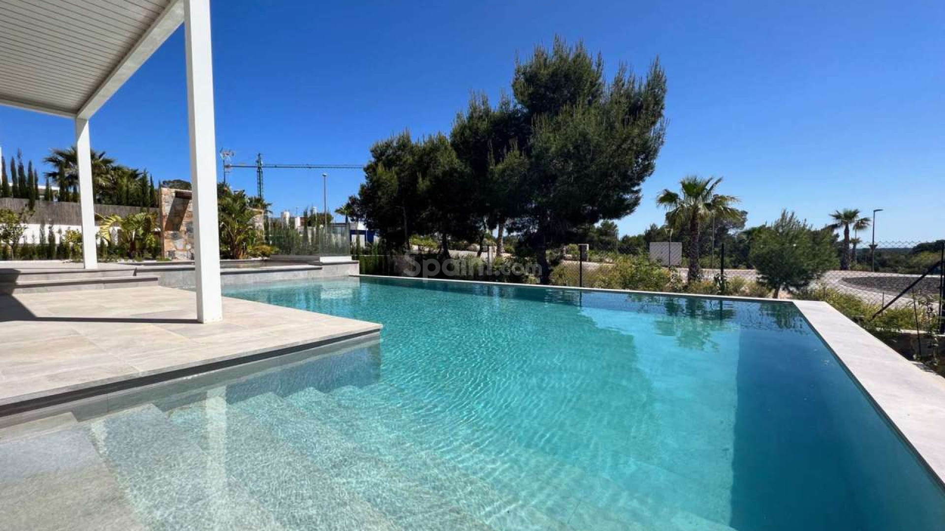 Resale - Villa -
Las Colinas Golf Resort
