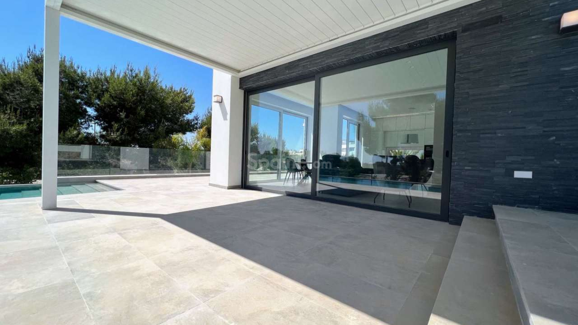 Resale - Villa -
Las Colinas Golf Resort