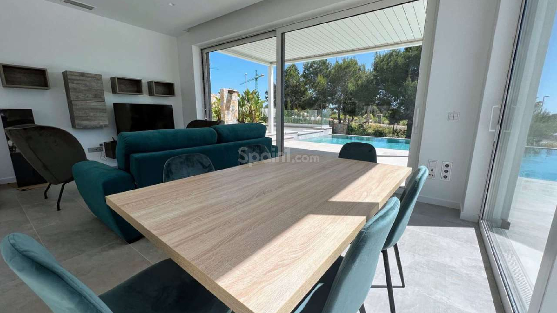 Resale - Villa -
Las Colinas Golf Resort