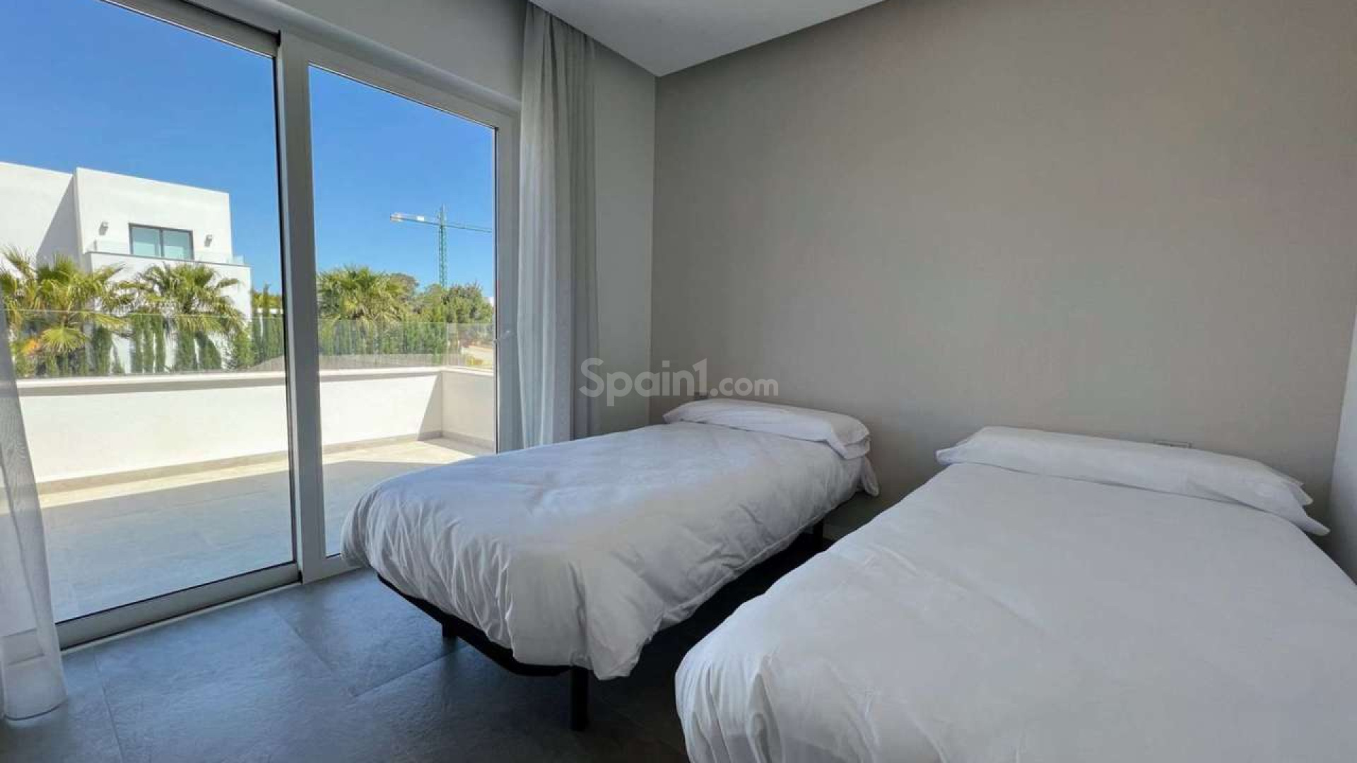 Resale - Villa -
Las Colinas Golf Resort