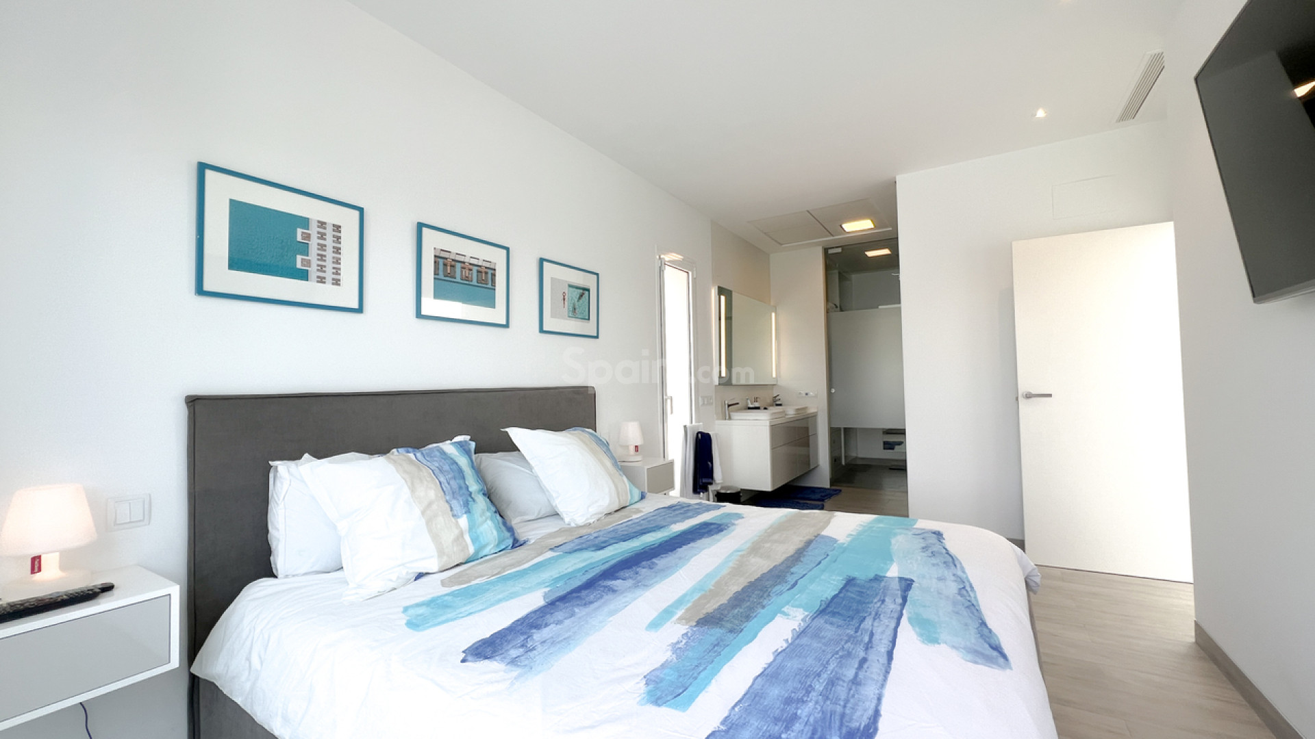Resale - Villa -
Las Colinas Golf Resort