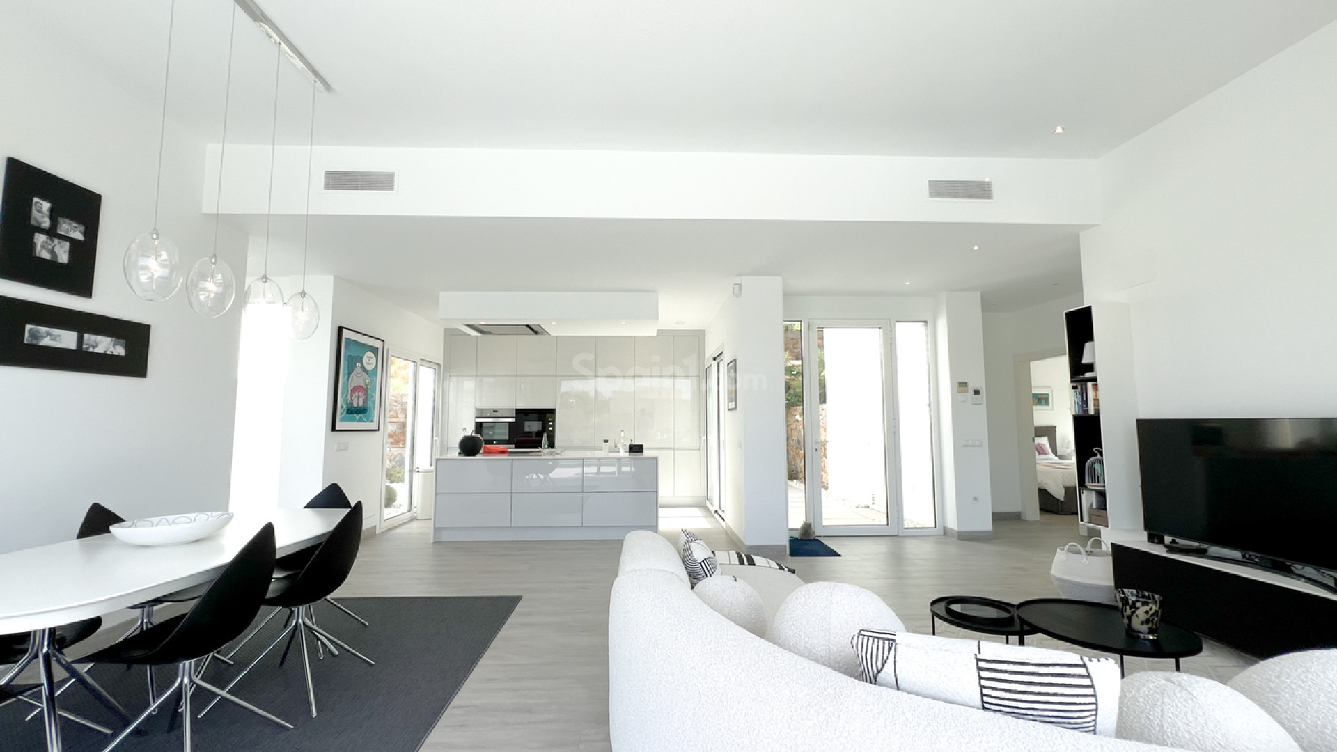 Resale - Villa -
Las Colinas Golf Resort