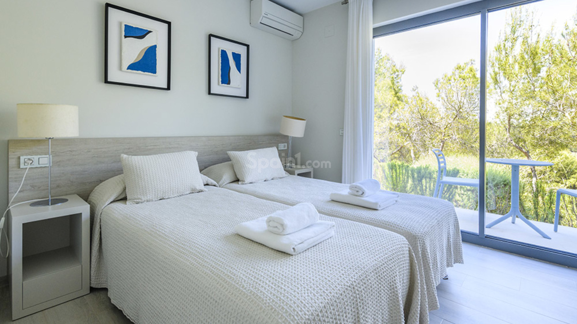 Resale - Villa -
Las Colinas Golf Resort