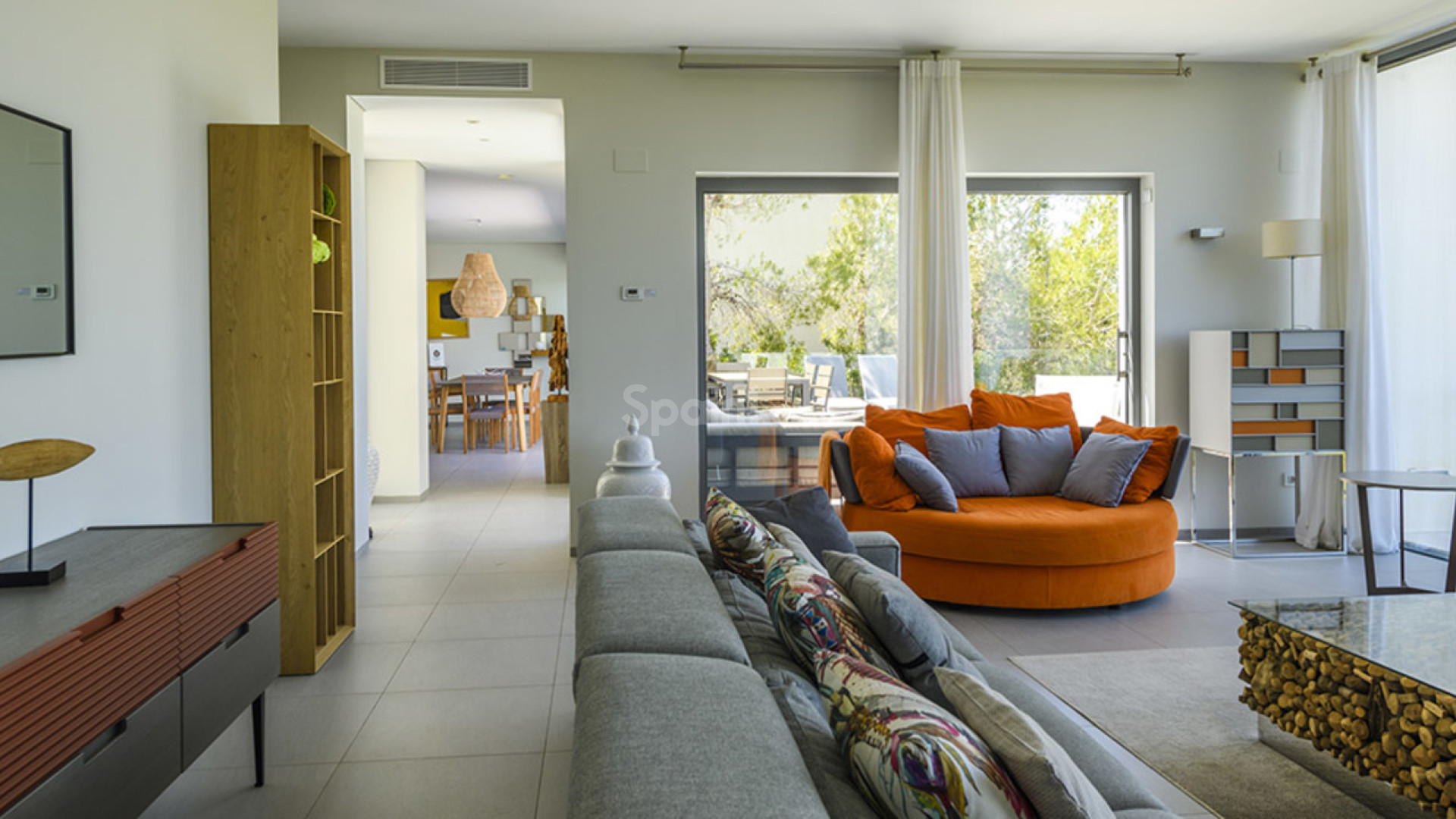 Resale - Villa -
Las Colinas Golf Resort