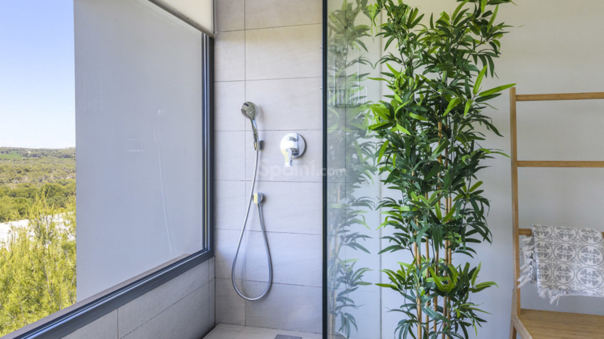 Resale - Villa -
Las Colinas Golf Resort