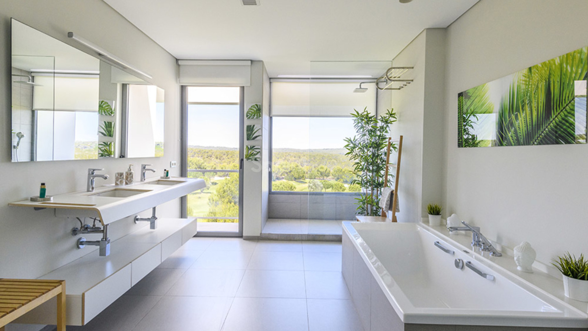 Resale - Villa -
Las Colinas Golf Resort