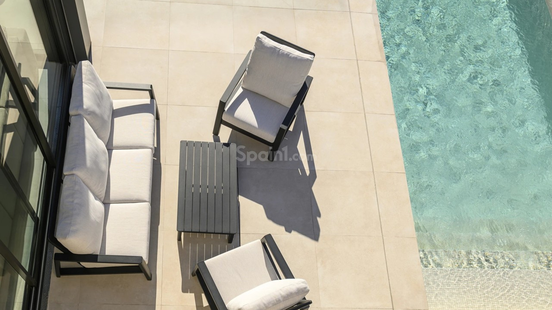 Resale - Villa -
Las Colinas Golf Resort