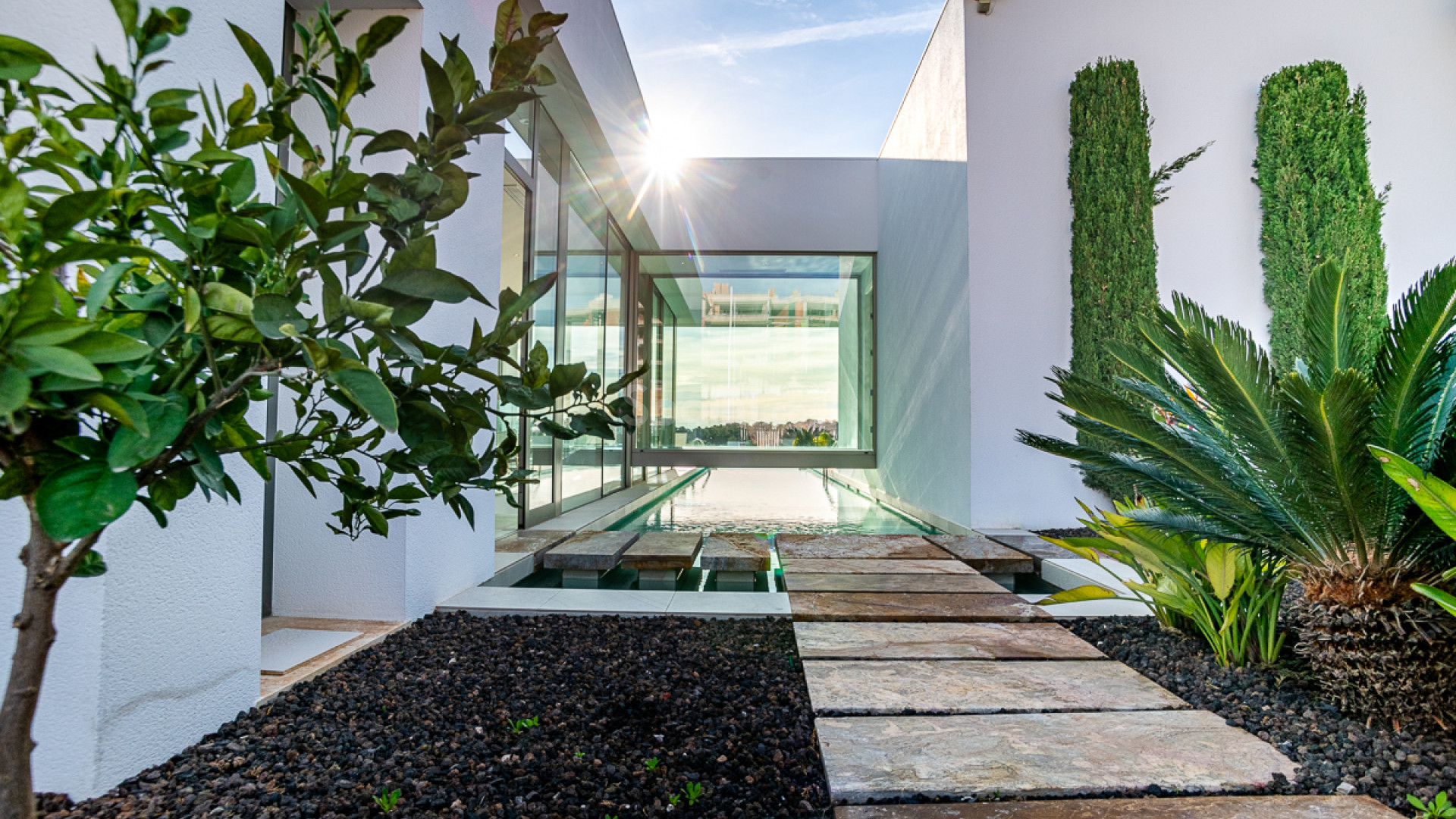 Resale - Villa -
Las Colinas - Las Colinas Golf Resort