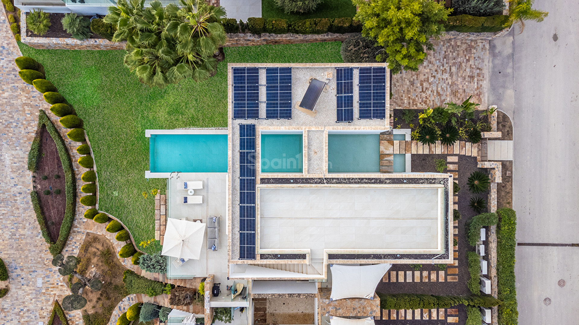 Resale - Villa -
Las Colinas - Las Colinas Golf Resort