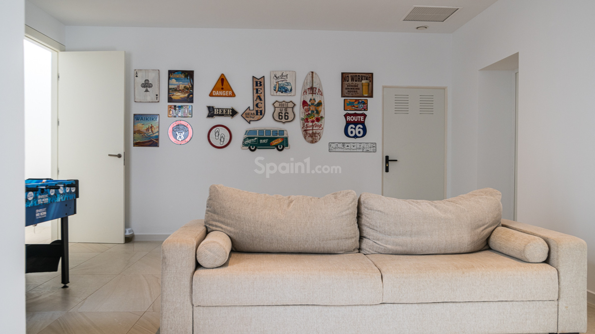 Resale - Villa -
Las Colinas - Las Colinas Golf Resort