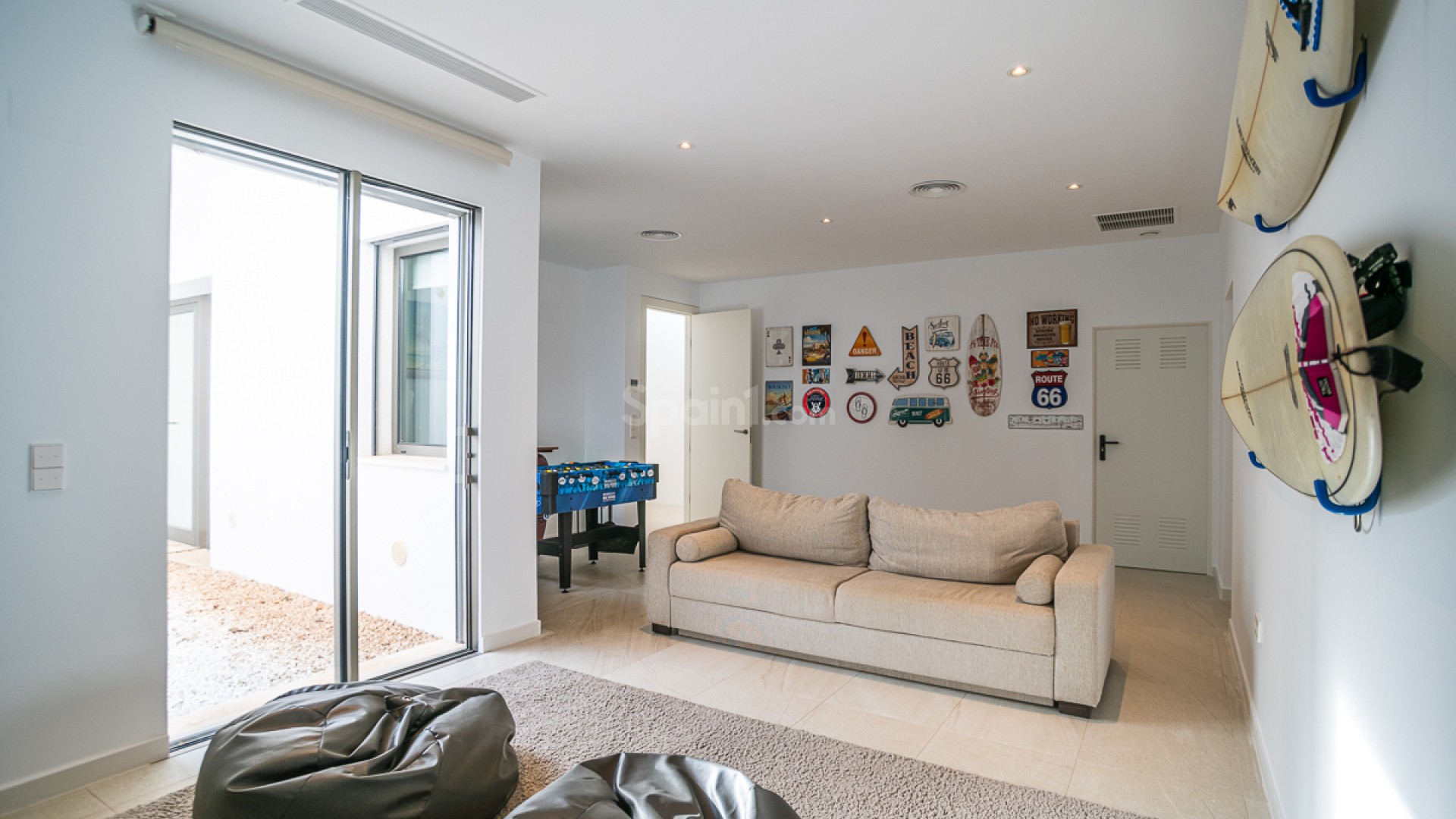 Resale - Villa -
Las Colinas - Las Colinas Golf Resort