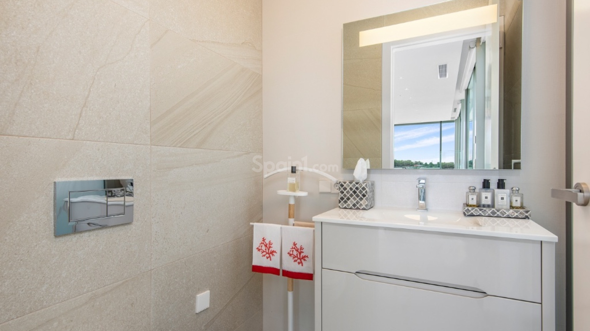 Resale - Villa -
Las Colinas - Las Colinas Golf