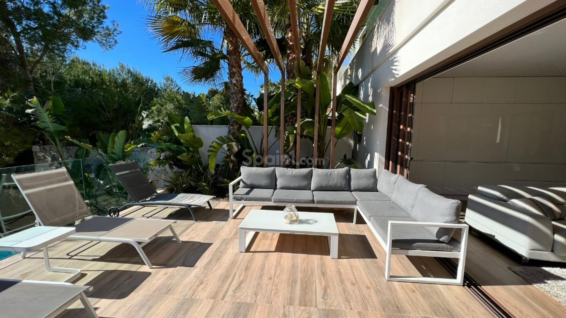 Resale - Villa -
Las Colinas - Las Colinas Golf