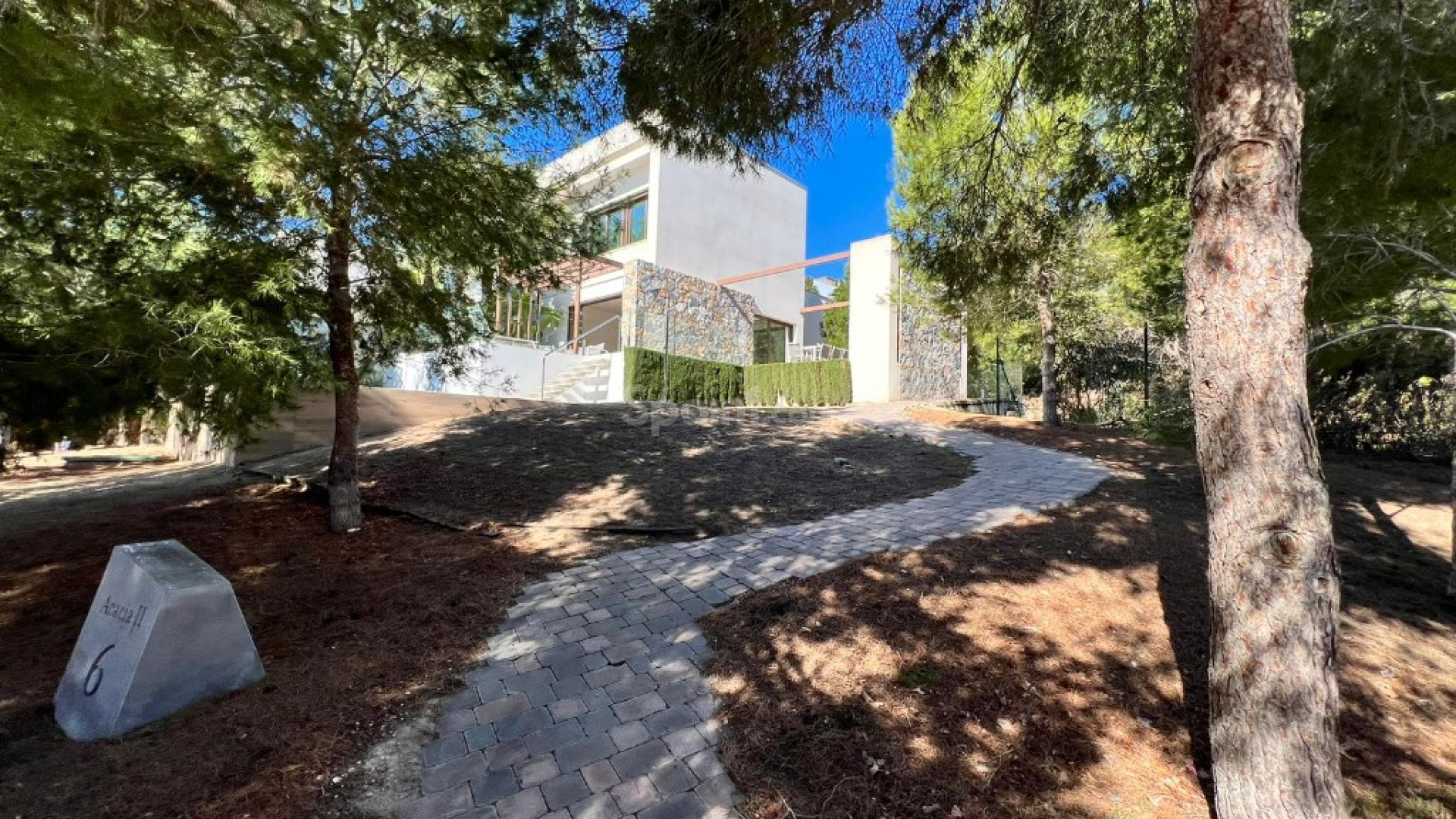 Resale - Villa -
Las Colinas - Las Colinas Golf