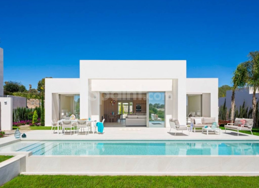 Resale - Villa -
Las Colinas - Las Colinas Golf