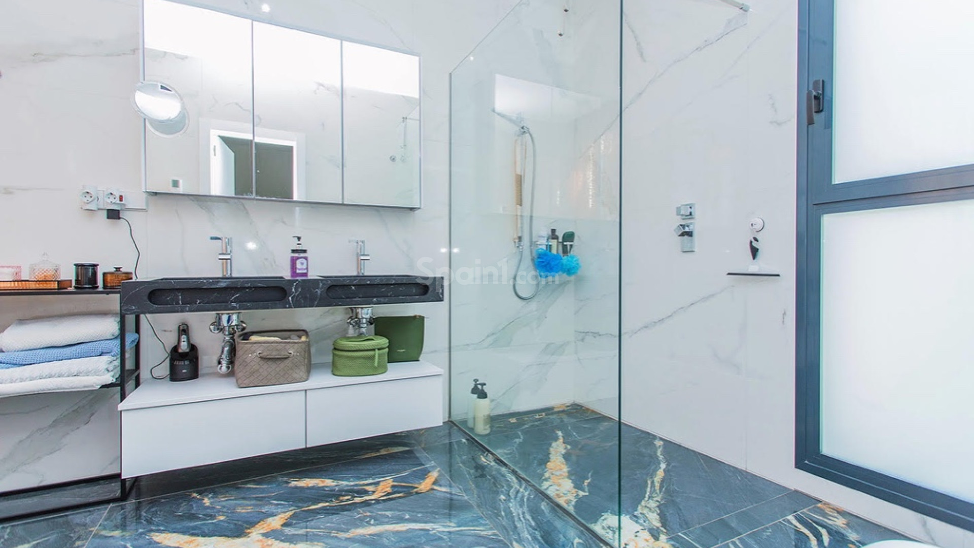 Resale - Villa -
Las Colinas - Las Colinas Golf